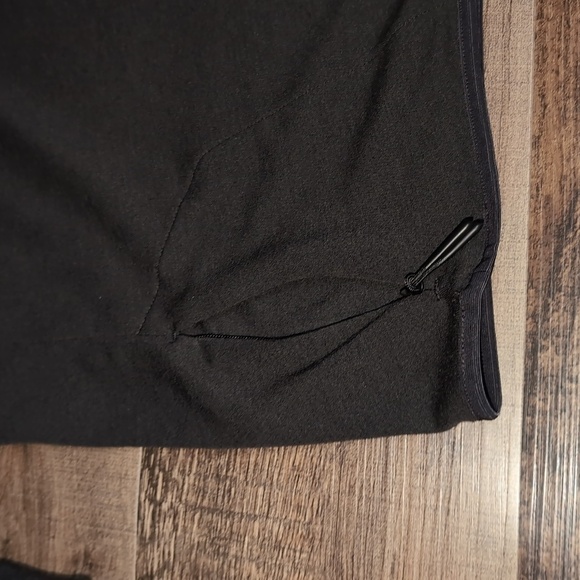 Hill City/ x Peloton Lightweight Half Zip Merino Wool Blend Size XL In Black - Picture 9 of 12